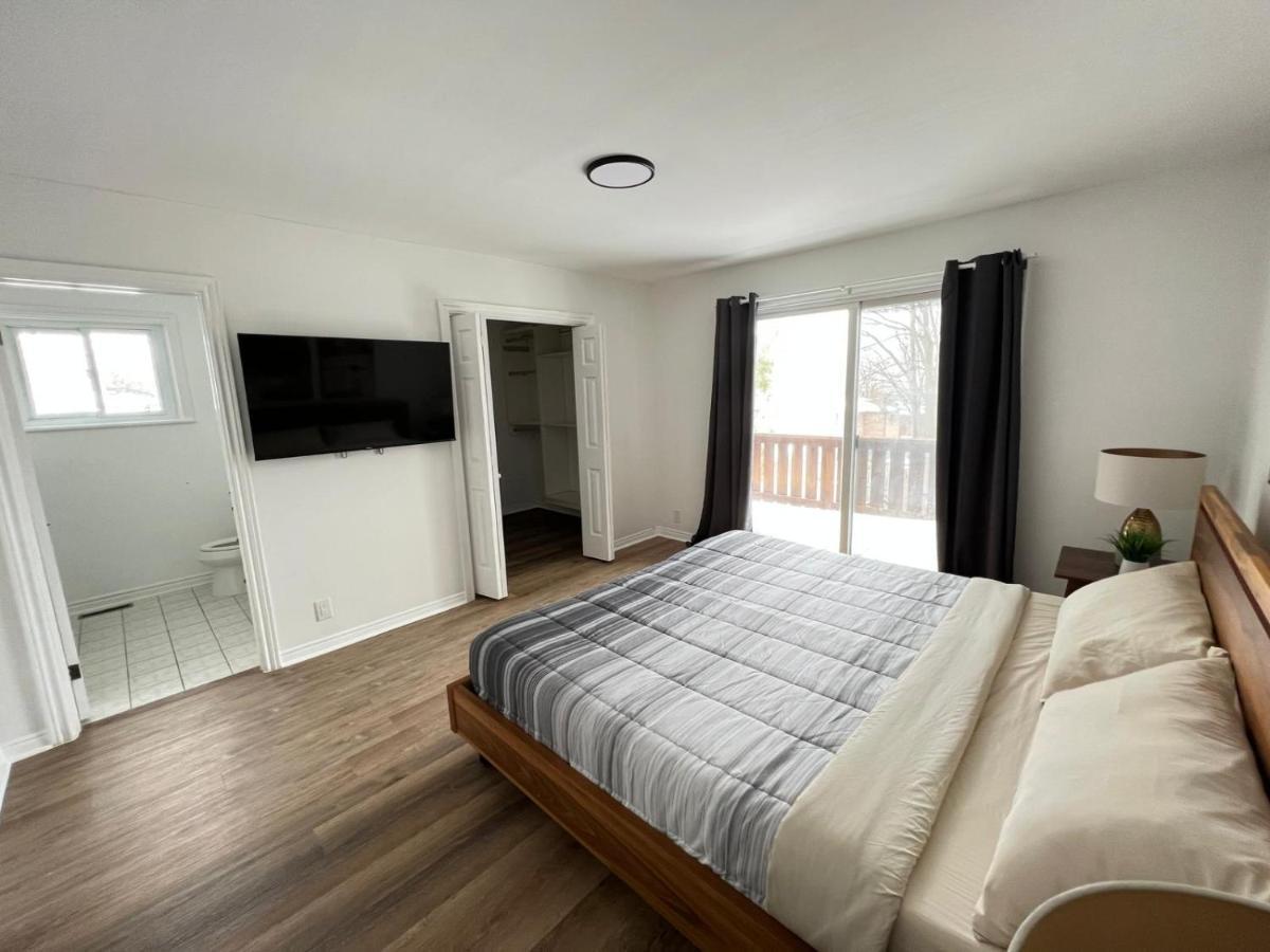 Letitia Heights !E Spacious And Quiet Private Bedroom With Private Bathroom Barrie Buitenkant foto