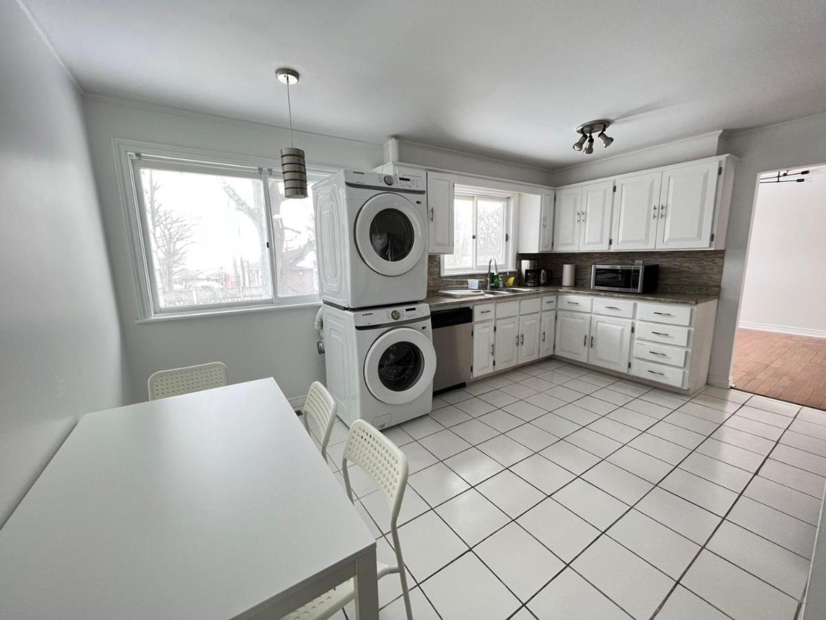 Letitia Heights !E Spacious And Quiet Private Bedroom With Private Bathroom Barrie Buitenkant foto
