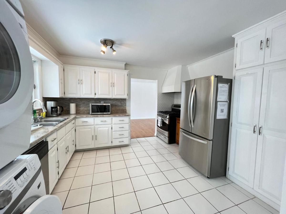 Letitia Heights !E Spacious And Quiet Private Bedroom With Private Bathroom Barrie Buitenkant foto