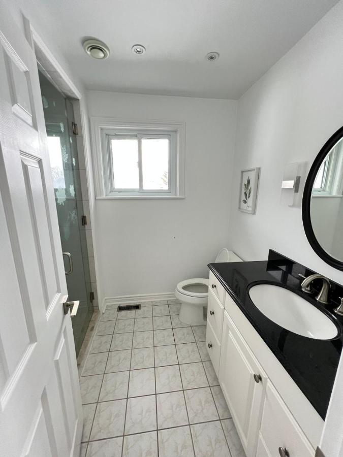 Letitia Heights !E Spacious And Quiet Private Bedroom With Private Bathroom Barrie Buitenkant foto